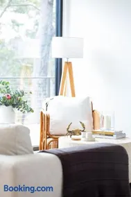 White Beach Retreat - Luxury With Water Views - Image 2