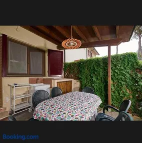 Nice Holiday Home - Image 3