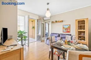 Casa Mirella quiet 2BR with View, Balcony and AC - Happy Rentals - Image 1