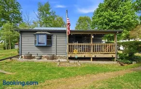 The Cozy Cabin - Image 1