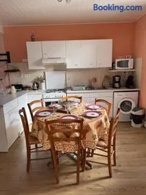 gite de Sauviat 25 chemin du grand Pacher le bourg de Sauviat 63120 - Image 2