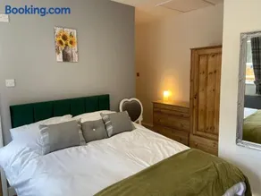 The Bungalow - Image 3