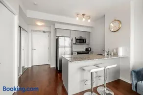 1 Bedroom Condo Burano Downtown Toronto - Image 5