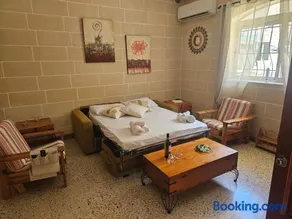 Ground Floor apartment by the Sea - close to Main Square - Image 5