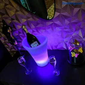 La Gaillardise - love room - Spa & Sauna - Espace privatif - Image 3