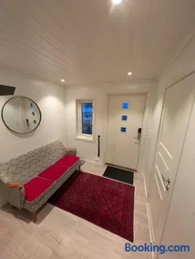 Reine Retro Villa - Cozy Villa With a Fantastic View - Image 5