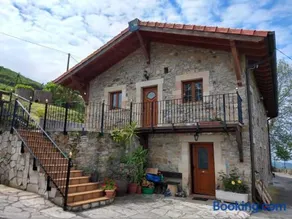 La Casa del Acebal (Solorzano - Cantabria) - Image 1