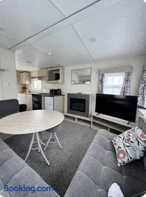 Brand New Caravan - Image 3
