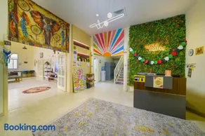 Lunar Beach Hostel - Image 5