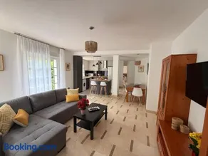 Apartamentos Lavadero de la Reina 1 - Image 3