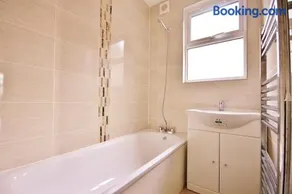 Thornton Heath - Image 3