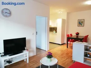 City center apartment - Image 1
