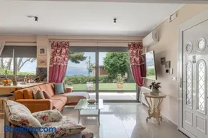 Celeste Sea View Home with Jacuzzi and BBQ - Image 1