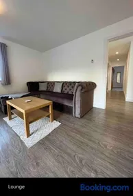 Green 3 bed bungalow with en-suite and parking - Image 5