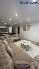 Appartement avec jardinet, fête interdite ! - Image 1