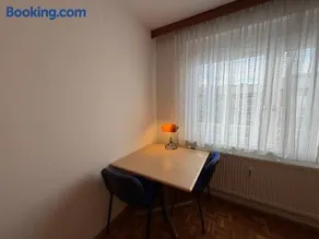 Ruhige, klimatisierte Wohnung nahe Zentrum & Bahnhof - Image 4