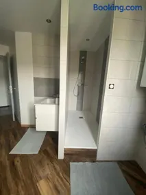 Appartement Mende 2 Chambres Canapé lit WIFI Gratuit - Image 4