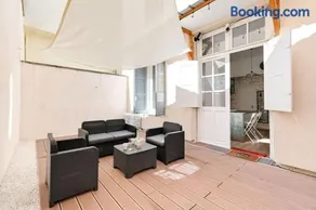 The Valmy Retreat Peaceful & Private Terrace - Image 1