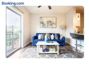 Midtown Escape Inman Park near Mercedes-Benz stadium- Free Parking - Image 4