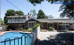 Paradise Holiday Home - Image 1