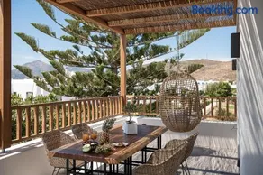 Athina Milos Suites - Image 4