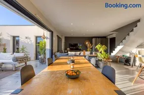 Sublime Maison Moderne avec piscine - Image 5