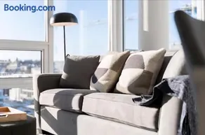 Peaceful City Stay, Calm Vibes in a Cozy - Image 3