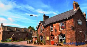 The George Inn & Millingbrook Lodge Ltd - Image 2