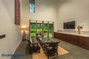 SaffronStays Amavi - 4BHK Villa in Dapoli with Lawn & Tropical Garden, Perfect for Family Celebrations - Image 5