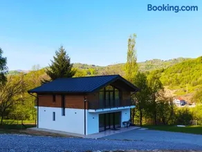 EDEN HOUSE Viseu de Sus - Image 1