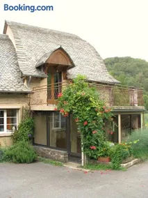 Maison du Combayre à Estaing - Image 2