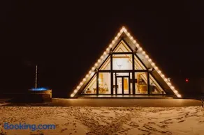 Treeline Cabins - Image 4