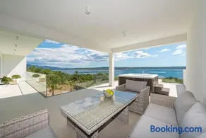 MY DALMATIA - Luxury villa Michelle with private infinity pool, sea view jacuzzi, sauna and home gym - Image 3