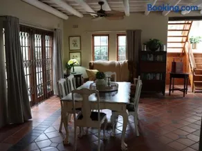 Udayana House - Image 4