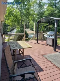 Southwoods Mountain Estate -private mansion, pool, hottub+ 15 acres - Image 1