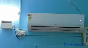 RADHA APARTMENTS Stay - Image 3