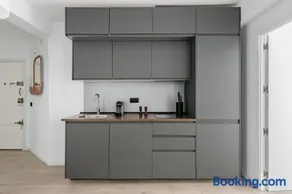 Elegante y amplio apartamento en zona tranquila - Image 1