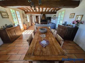 Chaumière entre rivière & champs, piscine privée - Image 4