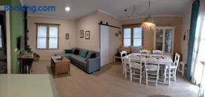 Villa Saudade, casa entre encinas - Image 5