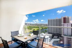 Newly Renovated Studio with Pool & Steps to Waikiki Beach - Image 3