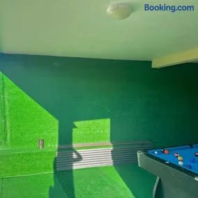 Evasion entre lac et montagne Spa Billard Fitness - Image 2
