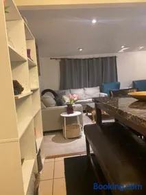 Three bedrooms apartment - Image 4