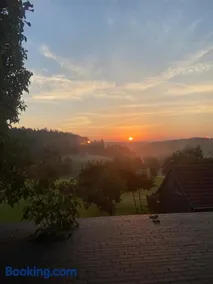 Gemütliches Doppelzimmer mit Balkon und Saunaoption Nordschwarzwald - Image 2