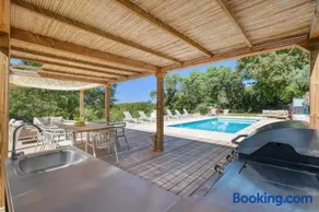 Tranquil 5-Bedroom Stone Villa with Private Pool - Image 2