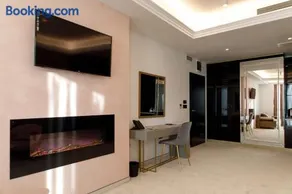 Hotel Eterno - Image 1