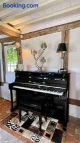 LES 2 CHAUMIÈRES Piscine & Spa Honfleur - Image 3