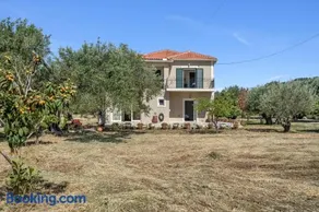 Panagis Apartments - Image 2