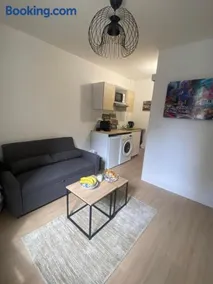Studio moderne & fonctionnel - Image 1