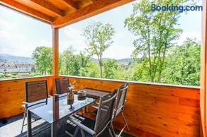 AusZeit Steiraland 7 mit überdachten Balkon und Parkplatz - Image 1