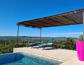 Chambre indépendante, grand lit 180x200cm, piscine de 16m avec vue magnifique - Image 1